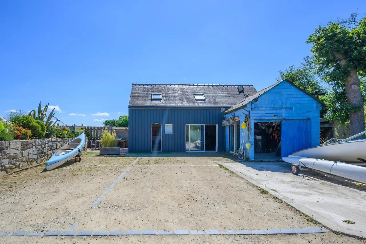 Petit Duplex Proche Mer Plouhinec  Apartment
